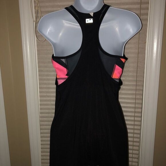 Fila Workout Tank Top With Sport Bra - Picture 3 of 4